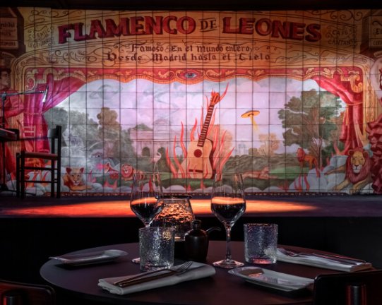 Flamenco de Leones: espectáculo flamenco y gastronomía frente a la Puerta de Alcalá
