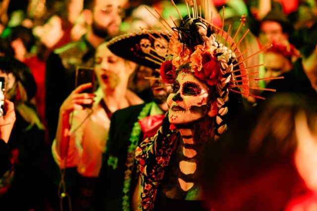 Vuelve al Círculo de Bellas Artes «Noche de Muertos – La Fiesta»