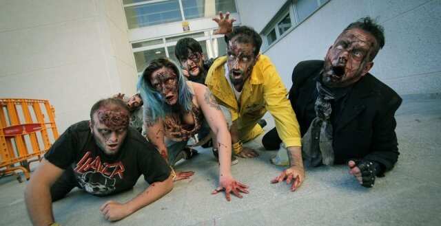 Una terrorífica invasión zombie se apodera de dos centros comerciales de la Comunidad de Madrid