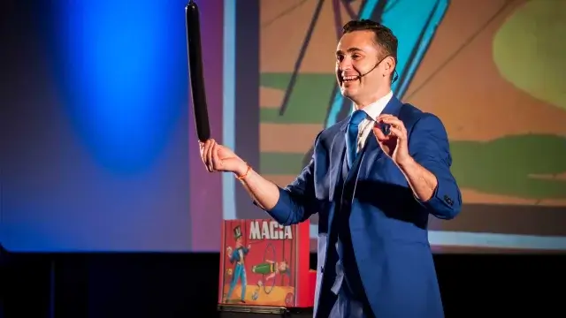 «Martina aprende magia», un espectáculo infantil de humor e ilusionismo