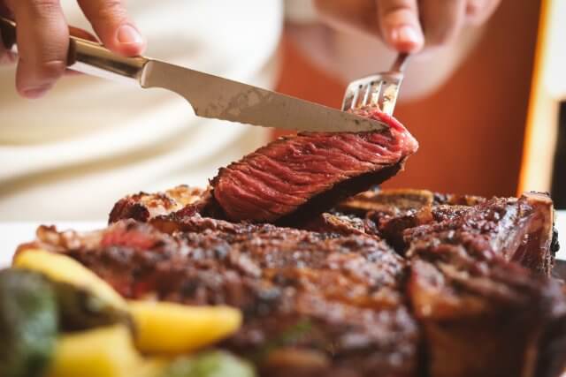 La Charca Restaurante: parrilla y tradición asturiana del grupo Asgaya