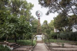 Rehabilitación de los dos molinos de Chicago en la Quinta de los Molinos