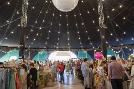 «Fundamarket» el mercadillo solidario vuelve por Navidad