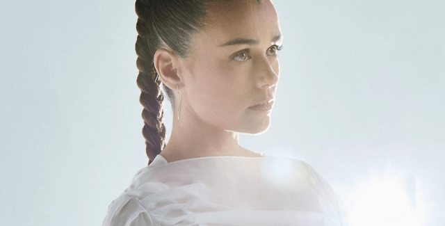 Isabel Aaiún presenta su Gira Potra Salvaje en el Teatro Eslava