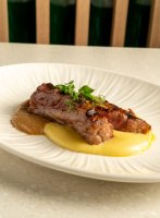 Almara, cocina mediterránea con terraza escondida en Castellana