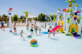 Parque Warner Beach abre con más de 13 atracciones para combatir el calor en Madrid