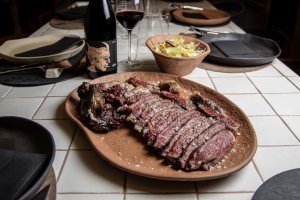 Carne ya preparada y fileteada en MalaFlama