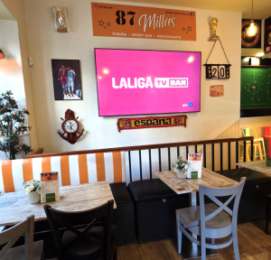 87 millas sports bar